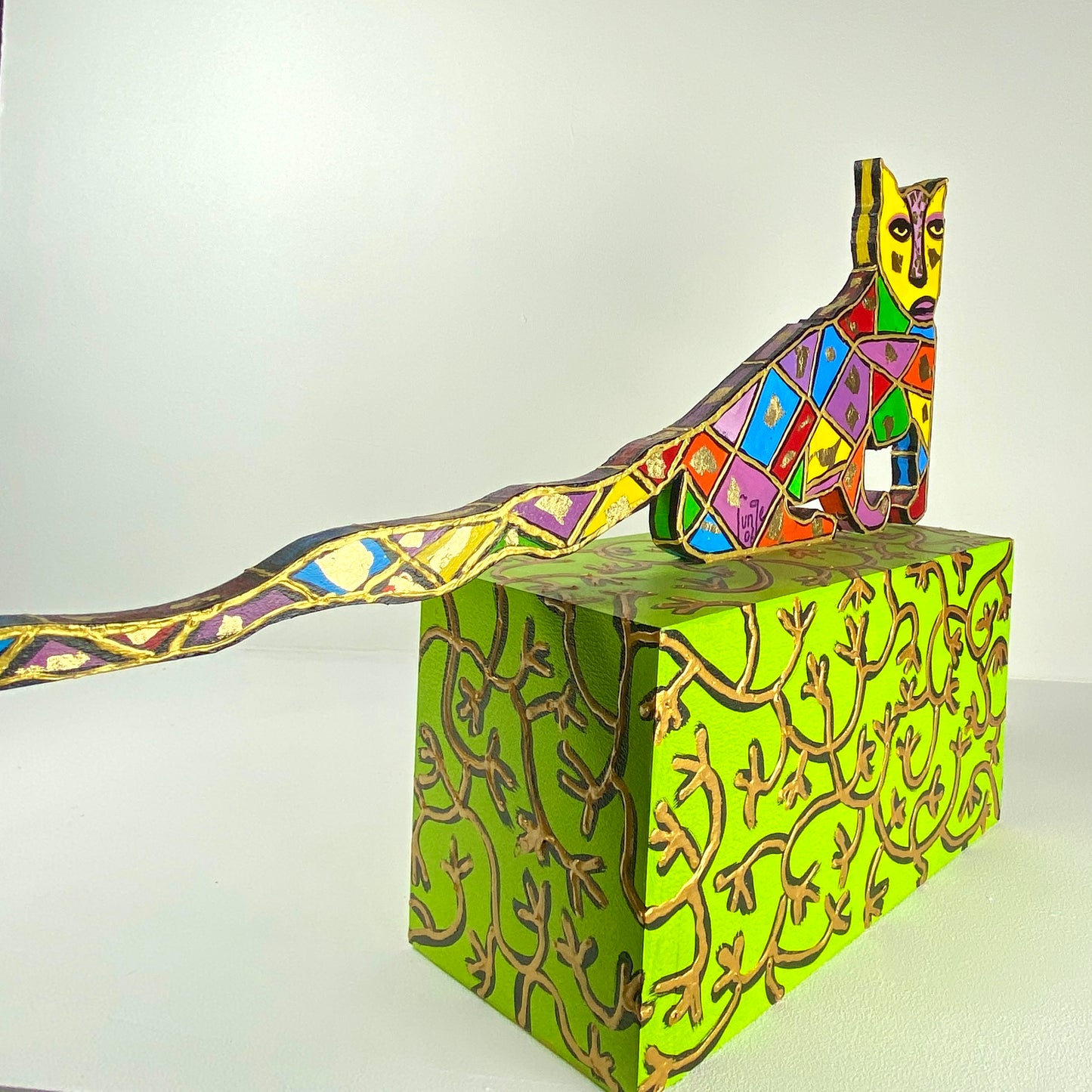 The Yellow~green cat