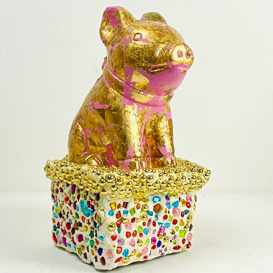 Golden pink piggy