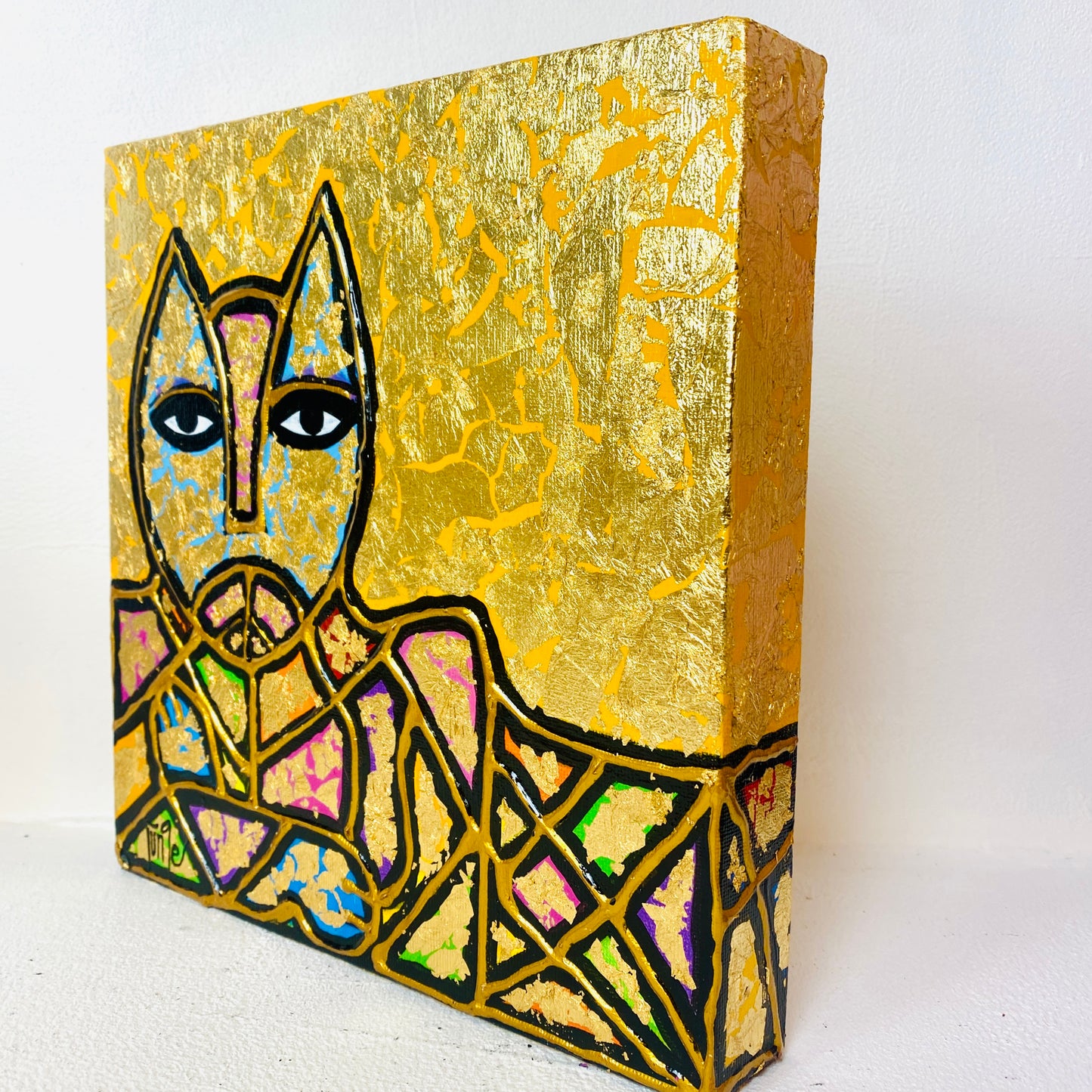 Gold Cat