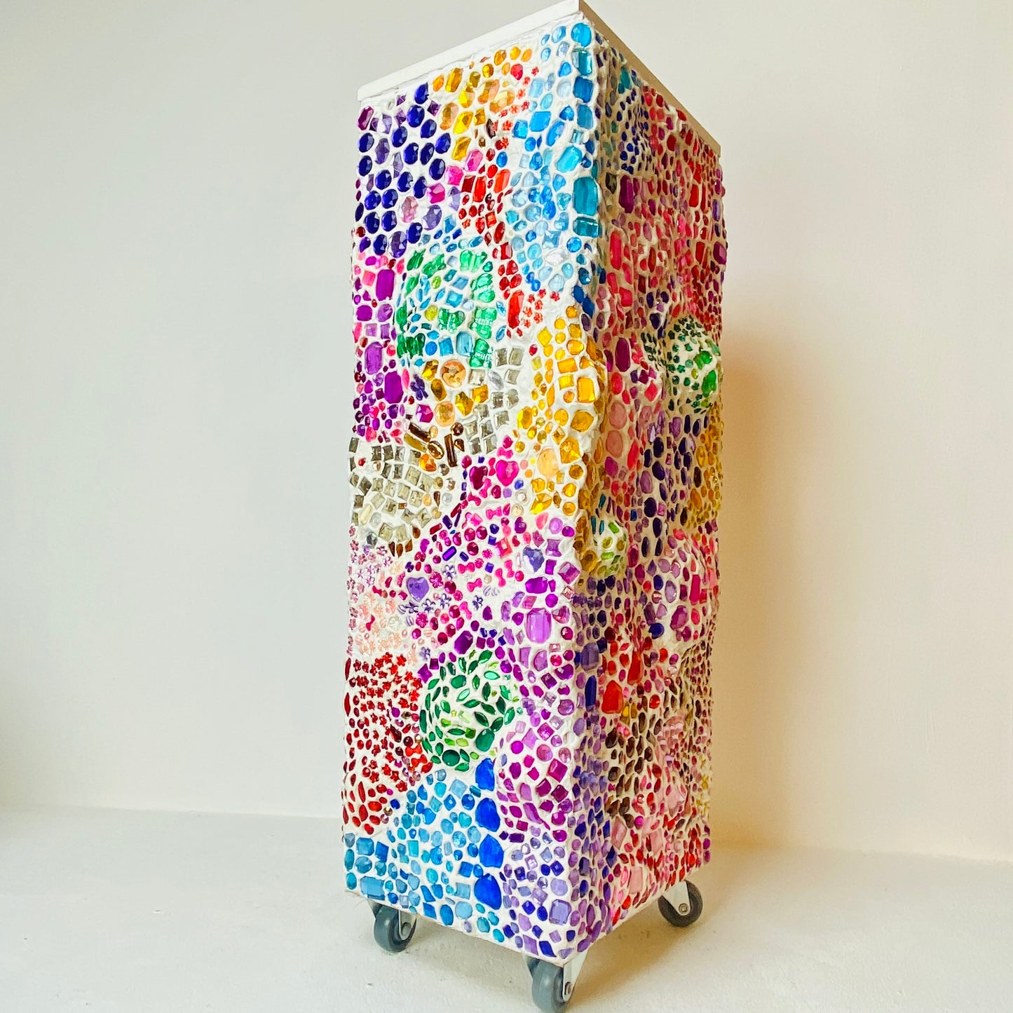 Glittering console