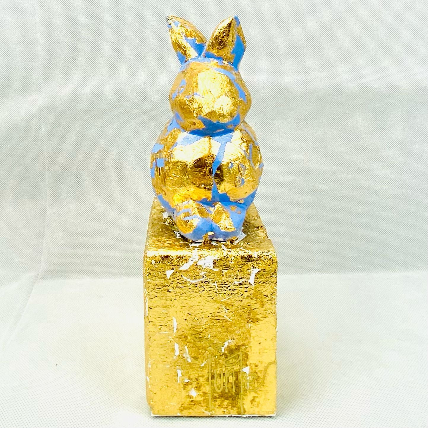 Rabbit lavenderblue